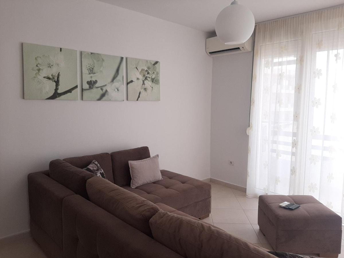 Kela Apartments Sarandë Eksteriør billede