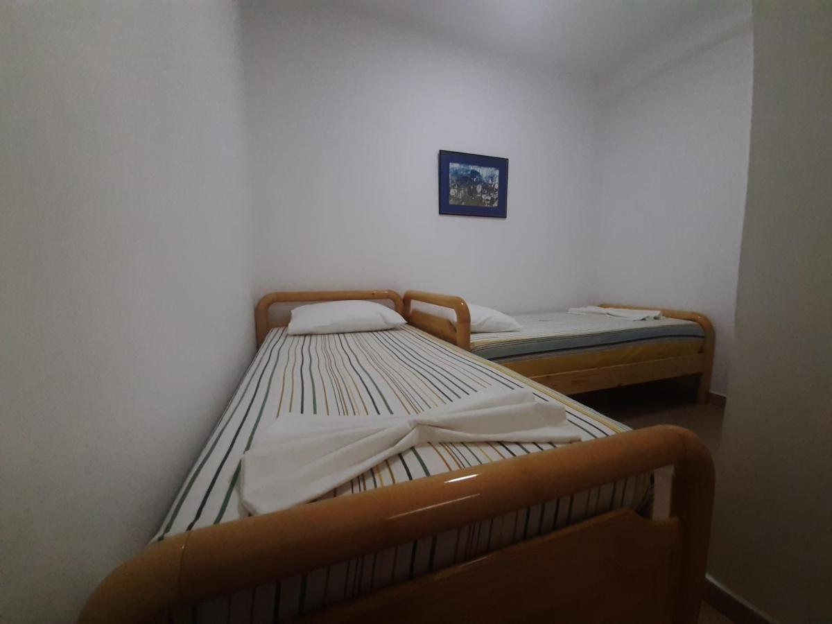 Kela Apartments Sarandë Eksteriør billede