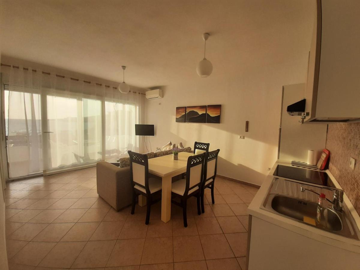 Kela Apartments Sarandë Eksteriør billede