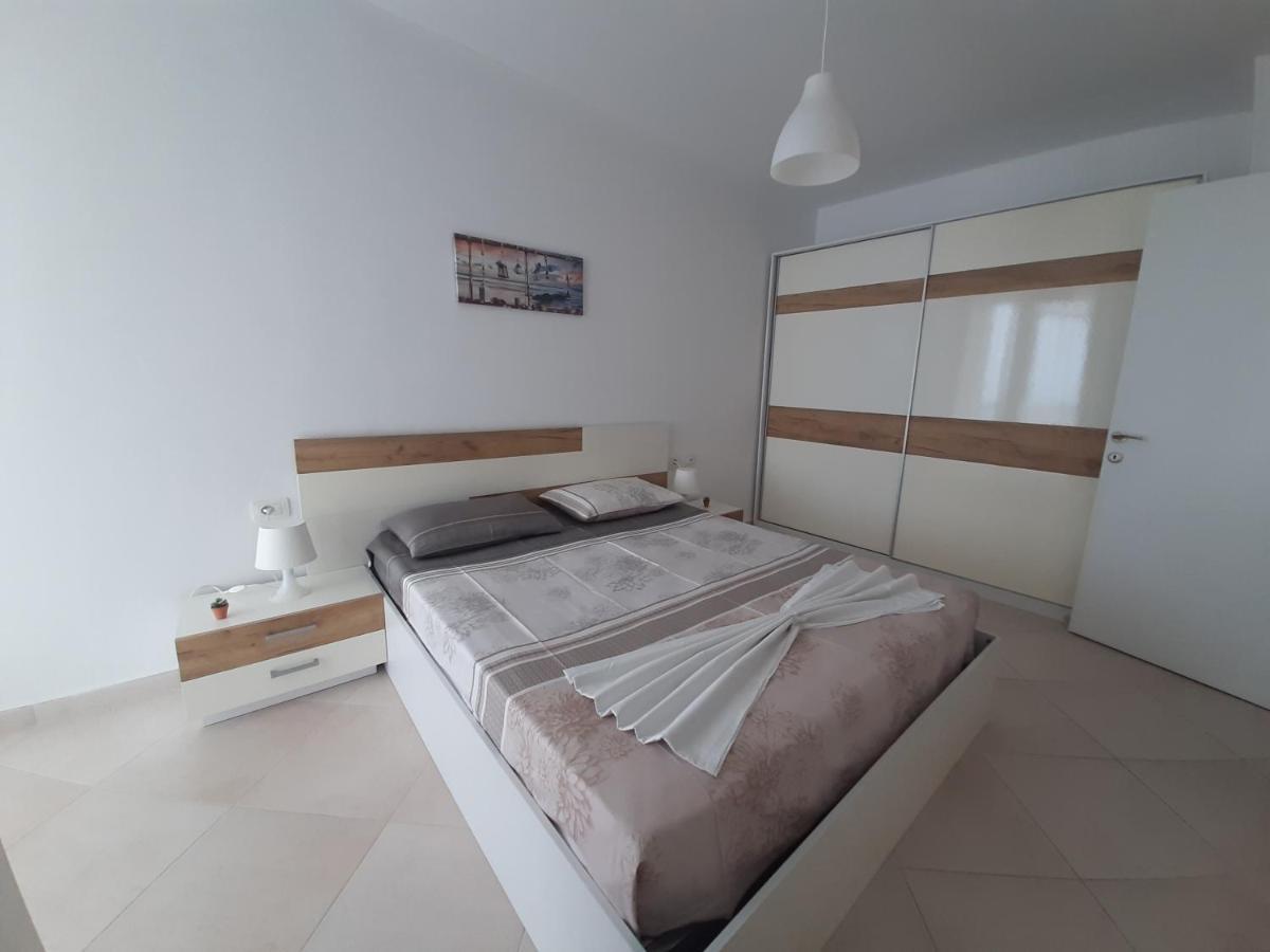 Kela Apartments Sarandë Eksteriør billede