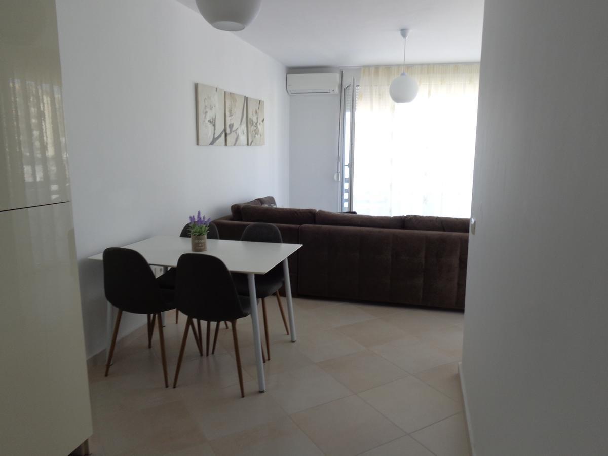 Kela Apartments Sarandë Eksteriør billede